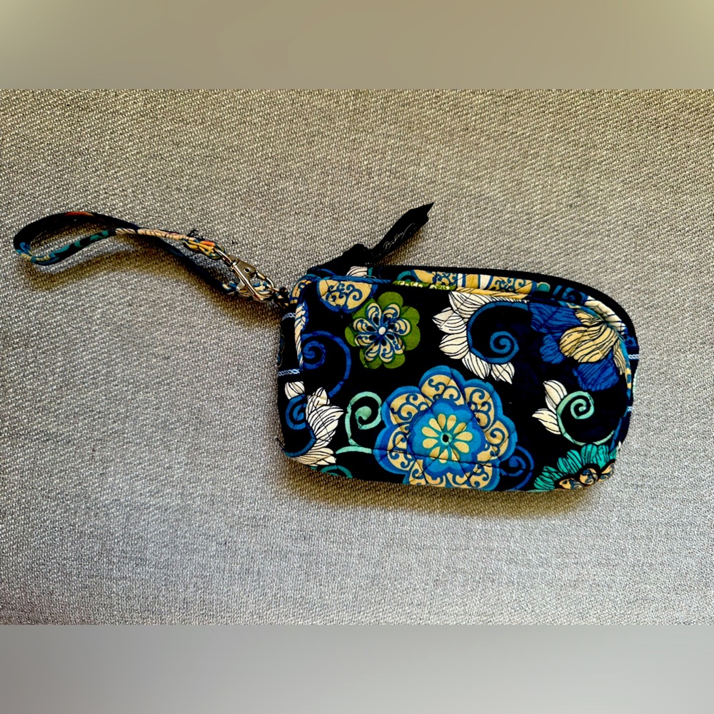 Vera Bradley cosmetic case in pattern mod floral blue
